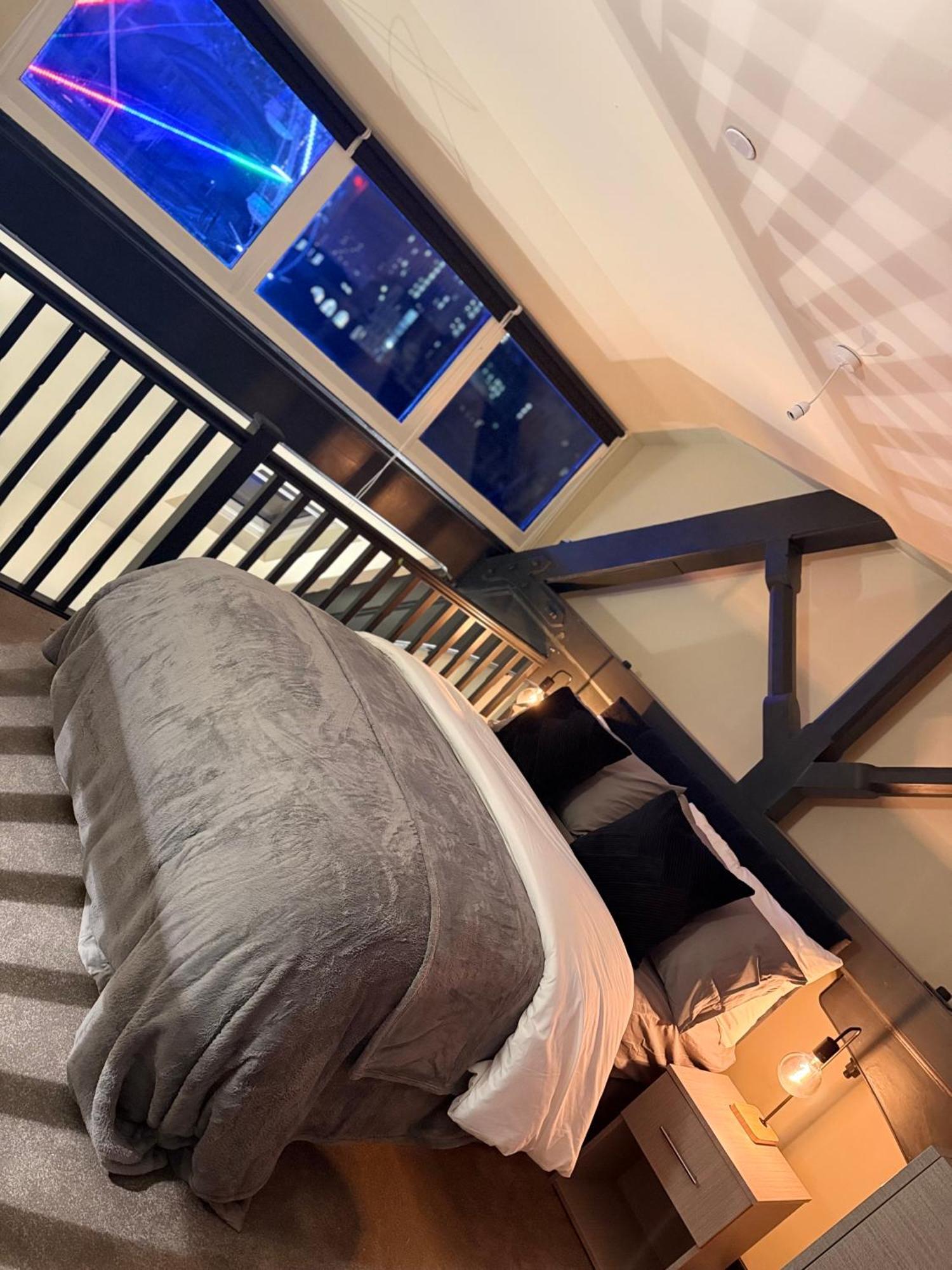 Cosy Mezzanine Apartment Leeds City Centre Exterior foto